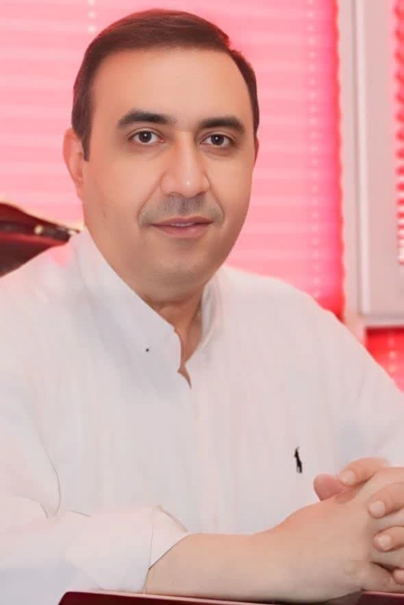 دکتر اکبر اعتمادی